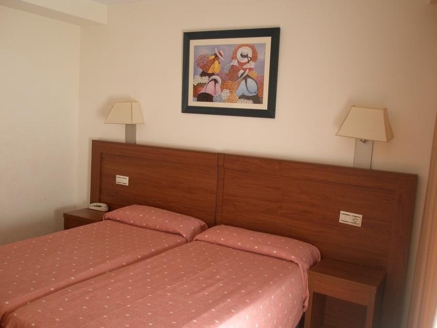 בנידורם Hotel Mayna מראה חיצוני תמונה