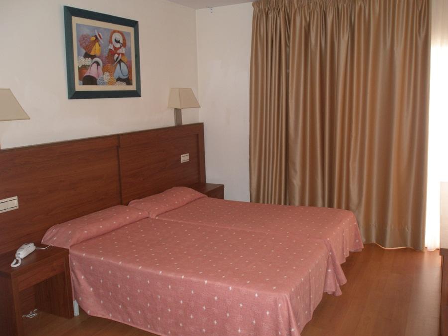 בנידורם Hotel Mayna מראה חיצוני תמונה